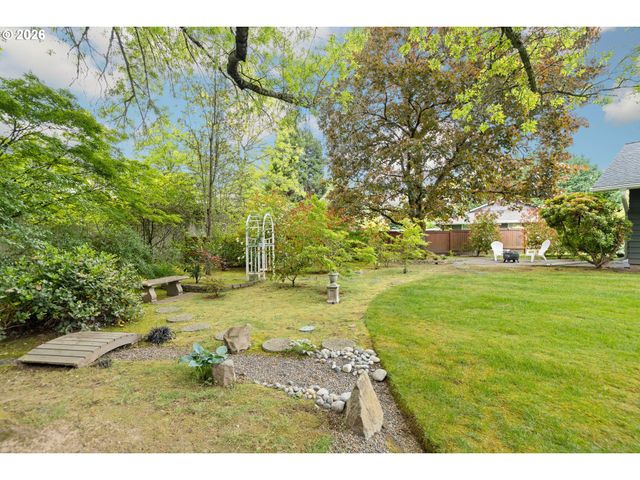 1820 Nw ARCADIA Ct, Beaverton, OR 97006