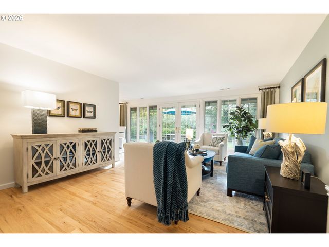 1820 Nw ARCADIA Ct, Beaverton, OR 97006