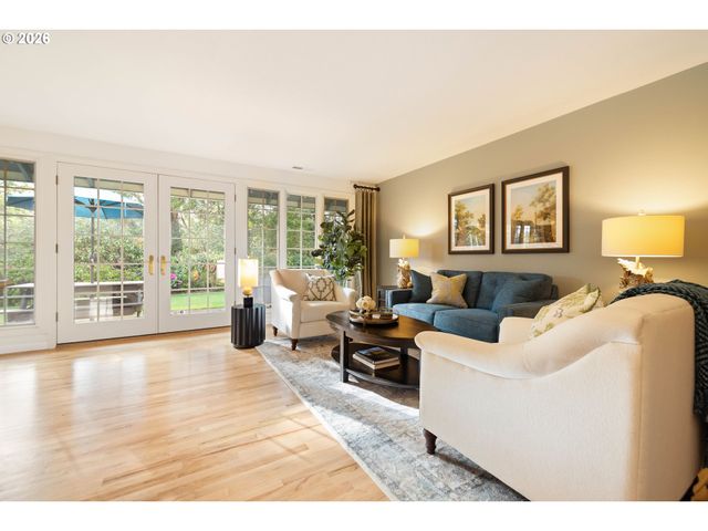1820 Nw ARCADIA Ct, Beaverton, OR 97006