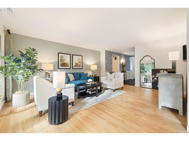 1820 Nw ARCADIA Ct, Beaverton, OR 97006