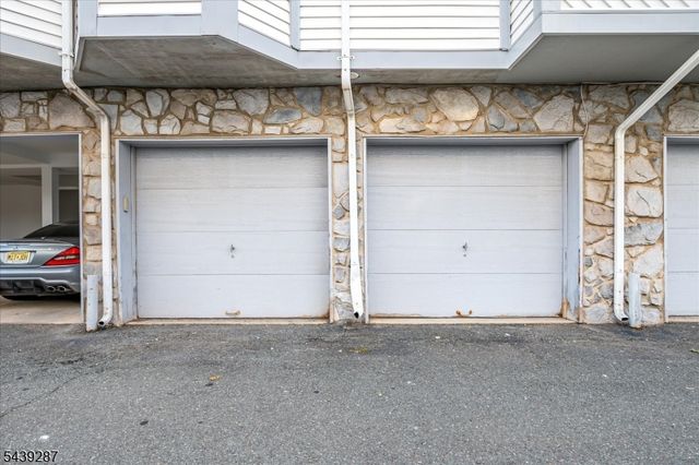 1702 Amanda Ct, Piscataway Twp., NJ 08854