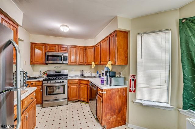 1702 Amanda Ct, Piscataway Twp., NJ 08854