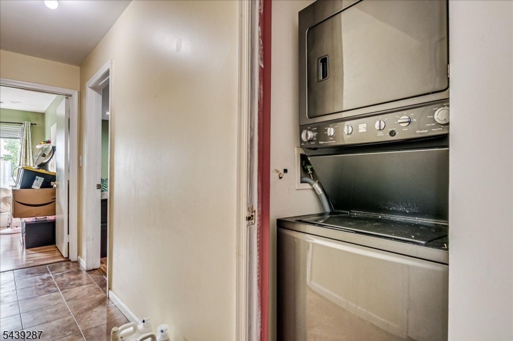 1702 Amanda Ct, Piscataway Twp., NJ 08854 — photo 4