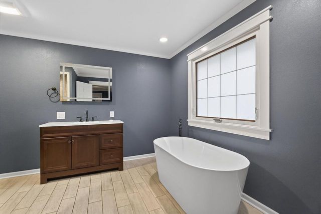 2310 2ND AVENUE SOUTH, Wisconsin Rapids, WI 54495