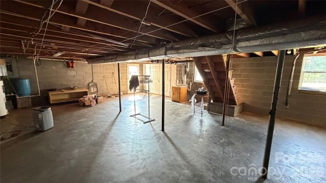2372 Jamestown Road, Morganton, NC 28655