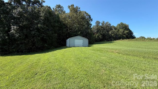 2372 Jamestown Road, Morganton, NC 28655