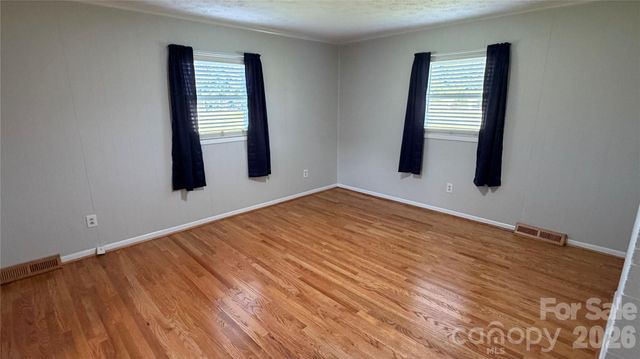 2372 Jamestown Road, Morganton, NC 28655