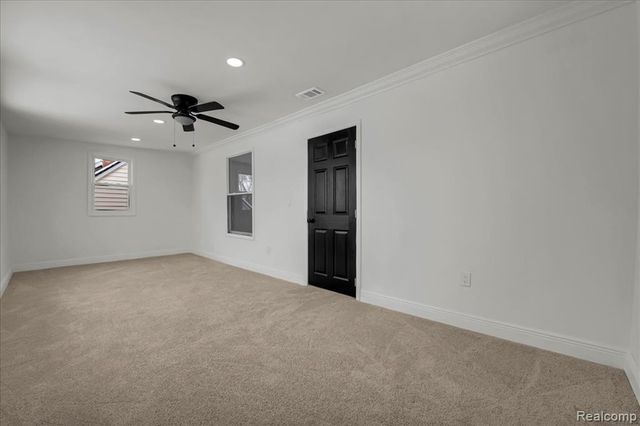 16864 Santa Rosa Drive, Detroit, MI 48221