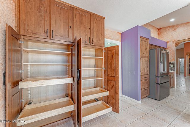 4049 S Via Del Picamaderos, Green Valley, AZ 85622