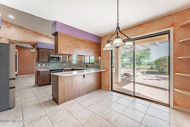 4049 S Via Del Picamaderos, Green Valley, AZ 85622
