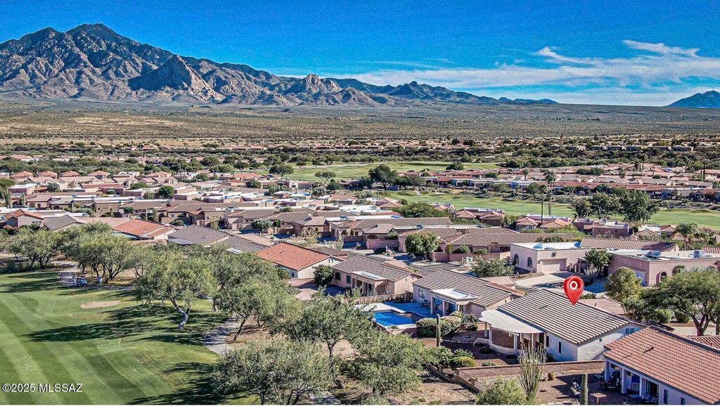 4049 S Via Del Picamaderos, Green Valley, AZ 85622