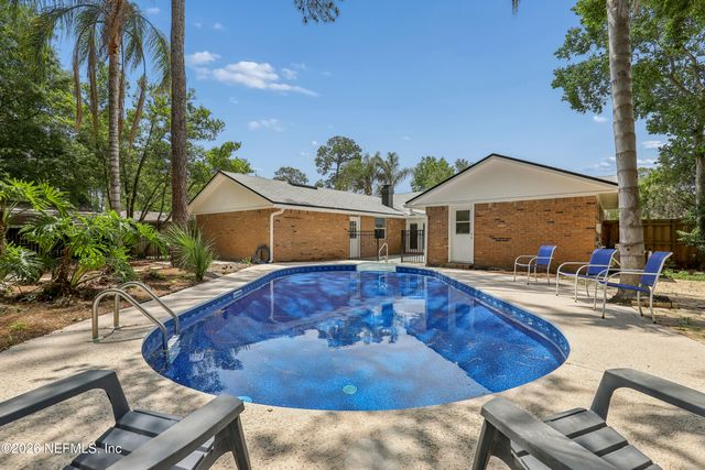 1541 CHELSEA Place, Orange Park, FL 32073