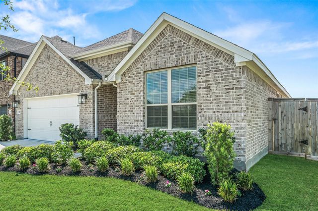 14506 Clementine Hall Drive, Conroe, TX 77302