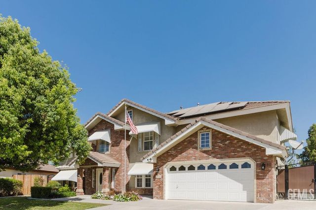 10506 Trophy Court, Bakersfield, CA 93312