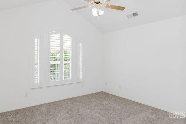 10506 Trophy Court, Bakersfield, CA 93312