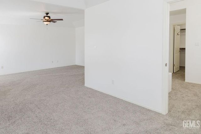 10506 Trophy Court, Bakersfield, CA 93312