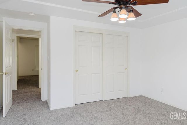 10506 Trophy Court, Bakersfield, CA 93312