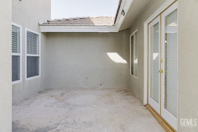 10506 Trophy Court, Bakersfield, CA 93312