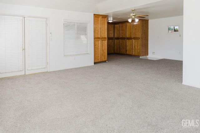 10506 Trophy Court, Bakersfield, CA 93312