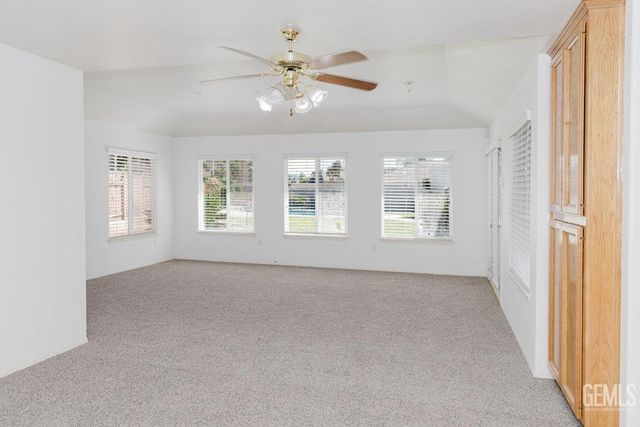 10506 Trophy Court, Bakersfield, CA 93312