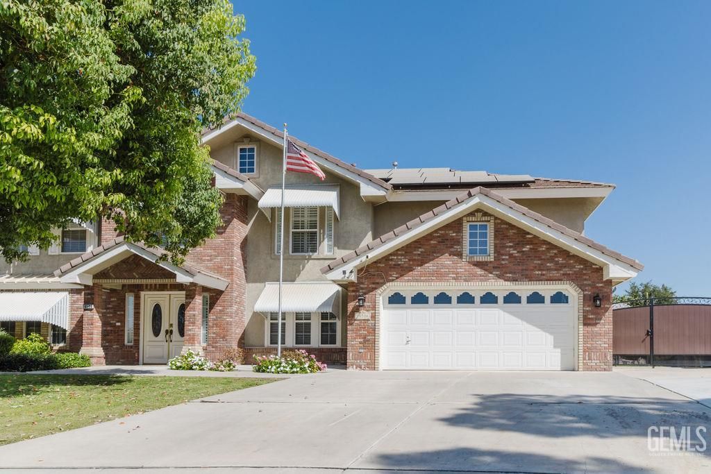 10506 Trophy Court, Bakersfield, CA 93312