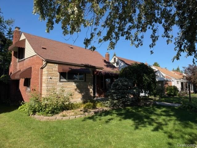 1586 Moran Avenue, Lincoln Park, MI 48146