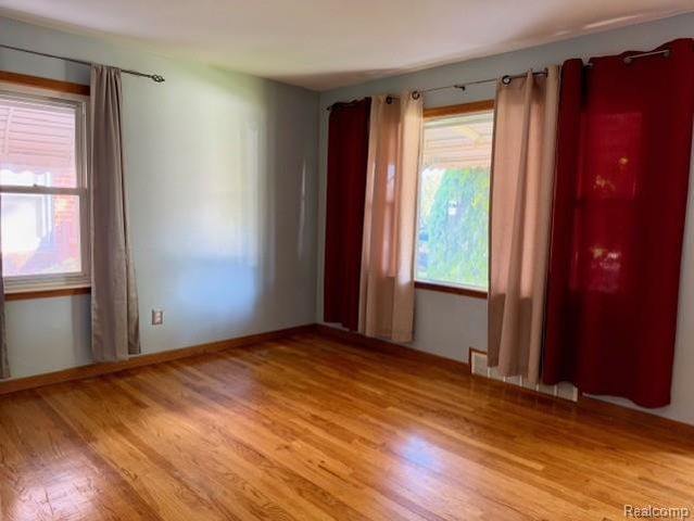 1586 Moran Avenue, Lincoln Park, MI 48146