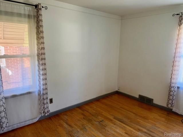 1586 Moran Avenue, Lincoln Park, MI 48146