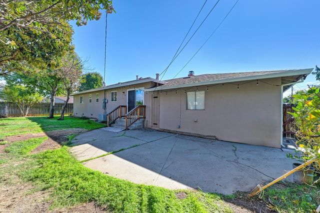 2600 Garrett Way, Rancho Cordova, CA 95670
