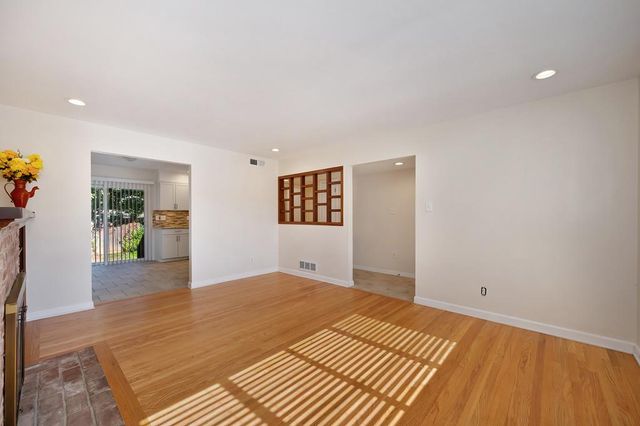 2600 Garrett Way, Rancho Cordova, CA 95670