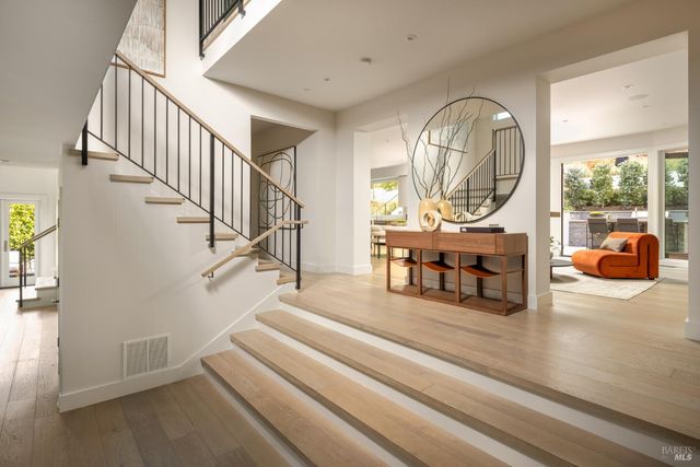 96 Laurel Grove Ave, Ross, CA 94957