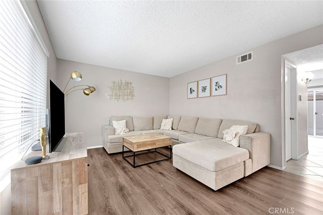 11 Rosemary, Irvine, CA 92604