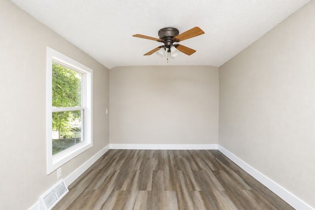 1143 Rittenhouse Street, Des Moines, IA 50315