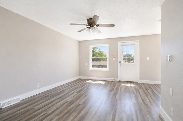 1143 Rittenhouse Street, Des Moines, IA 50315