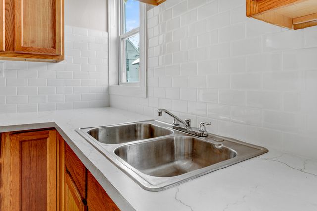 845 Nagold Street Nw, City Of Grand Rapids, MI 49504