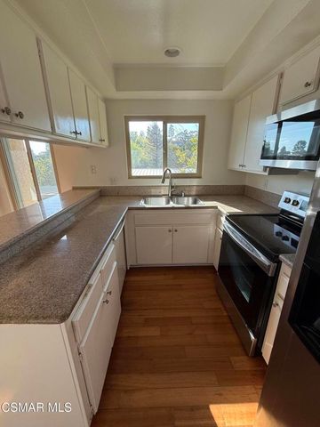 460 Arbor Lane Court 203, Thousand Oaks, CA 91360