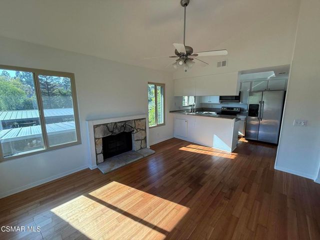 460 Arbor Lane Court 203, Thousand Oaks, CA 91360
