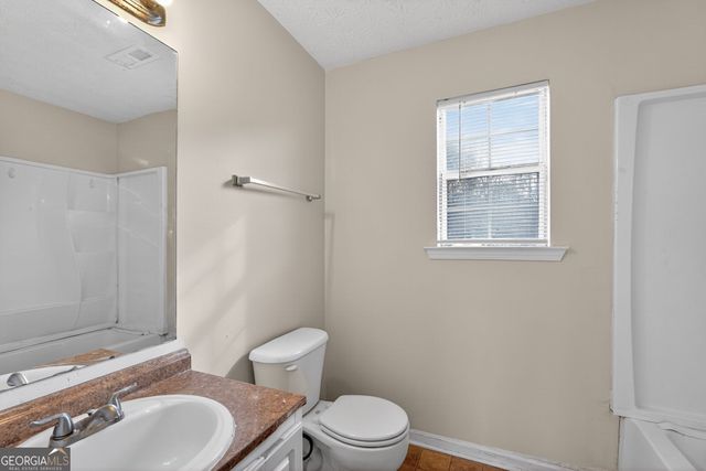 180 Palisade Point Drive, Ellenwood, GA 30294