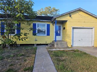 2925 Brawner Pkwy, Corpus Christi, TX 78415