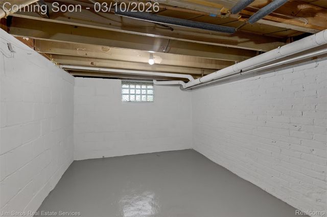 4995 Anatole Street, Detroit, MI 48236