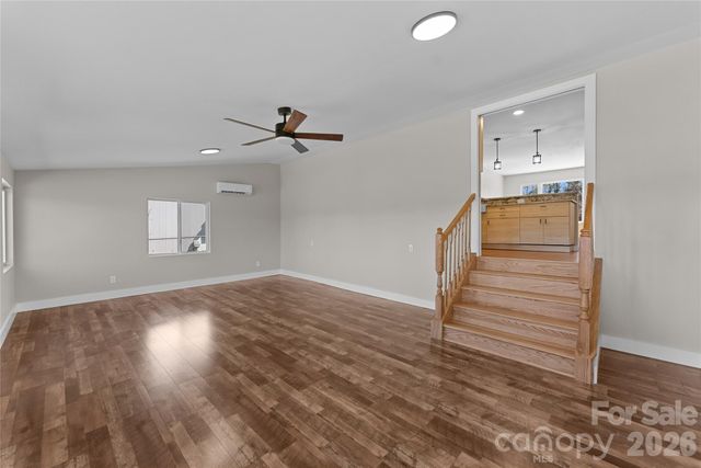 88 Skyview Terrace, Asheville, NC 28806