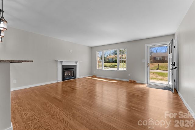 88 Skyview Terrace, Asheville, NC 28806