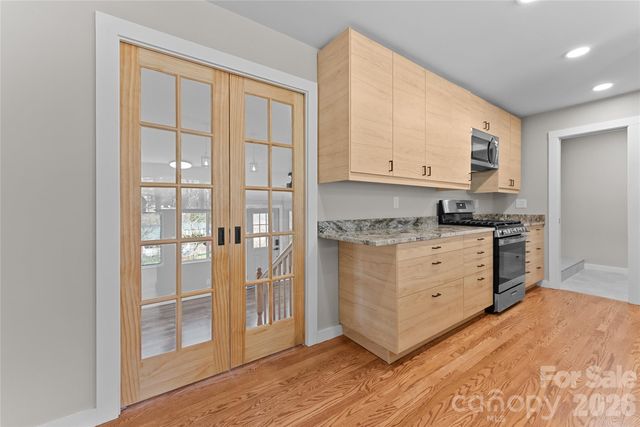 88 Skyview Terrace, Asheville, NC 28806