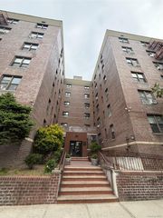14737 Roosevelt Avenue 2B, Flushing, NY 11354