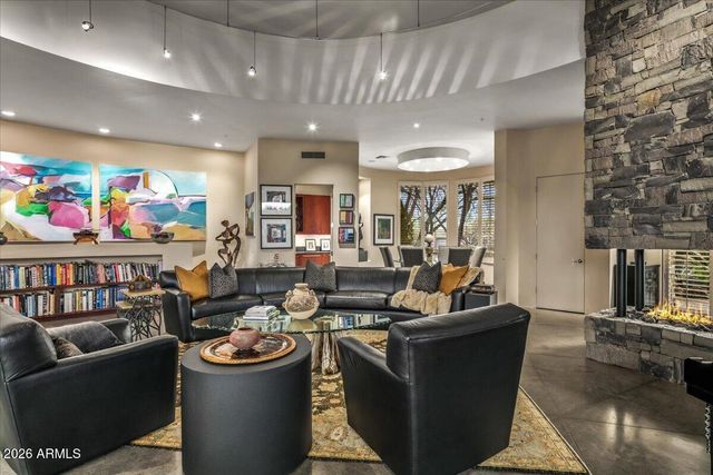 10040 E HAPPY VALLEY Road 625, Scottsdale, AZ 85255