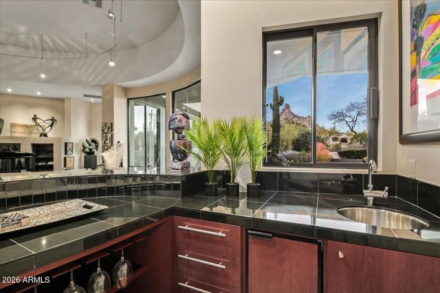 10040 E HAPPY VALLEY Road 625, Scottsdale, AZ 85255