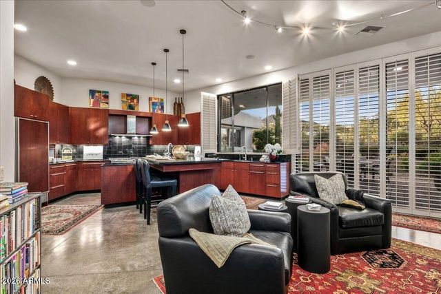 10040 E HAPPY VALLEY Road 625, Scottsdale, AZ 85255