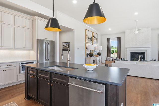 1019 WILTSHIRE LANE, Helena, AL 35080