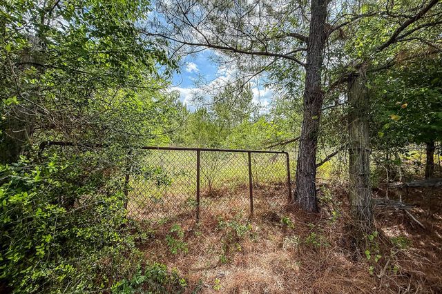20.49 Acres State Highway 19, Huntsville, TX 77320