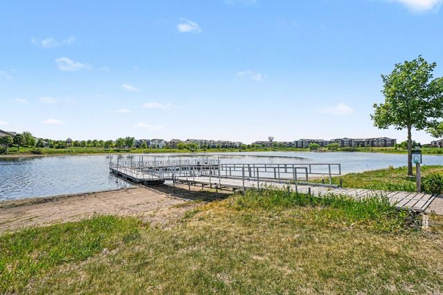 15555 Eagles Nest Way 705, Apple Valley, MN 55124